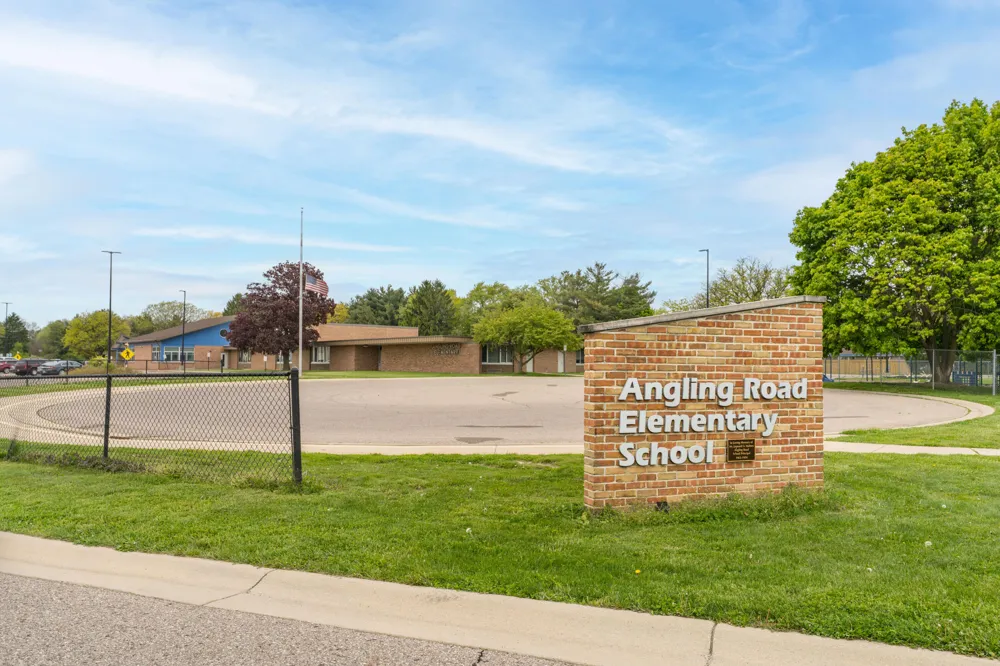 3025 Bryn Mawr Drive Portage, MI 49024