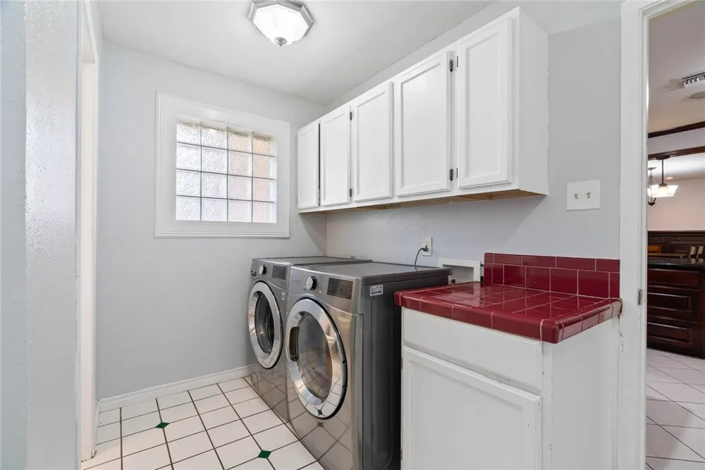 4662 County Road 2221 Odem, TX 78370