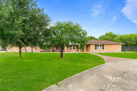 4662 County Road 2221
