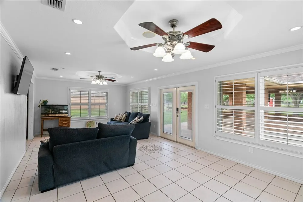 4662 County Road 2221 Odem, TX 78370