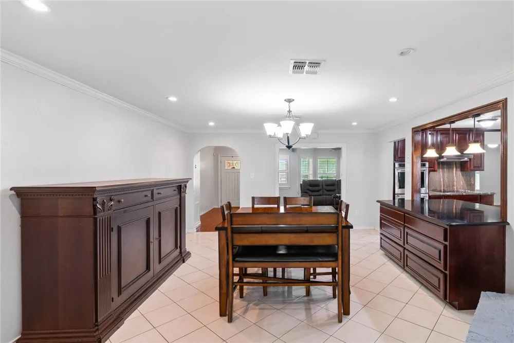 4662 County Road 2221 Odem, TX 78370