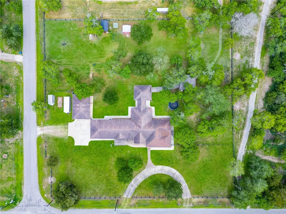 4662 County Road 2221 Odem, TX 78370