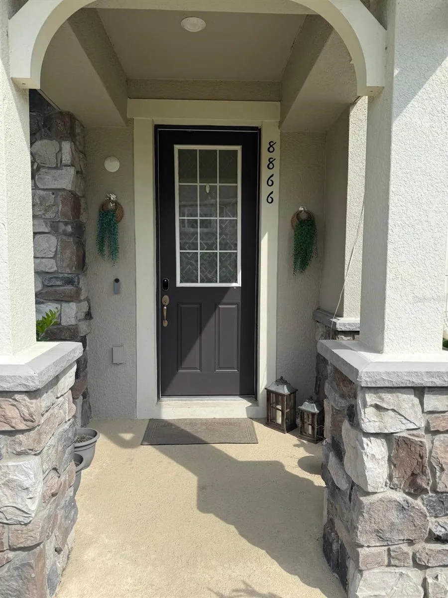 8866 HERENCIA ALY Windermere, FL 34786