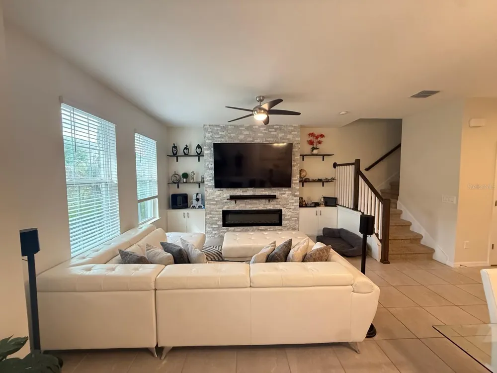 8866 HERENCIA ALY Windermere, FL 34786