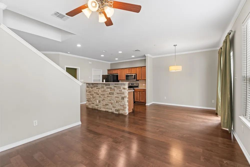 700 Mandarin Flyway #2004 Cedar Park, TX 78613