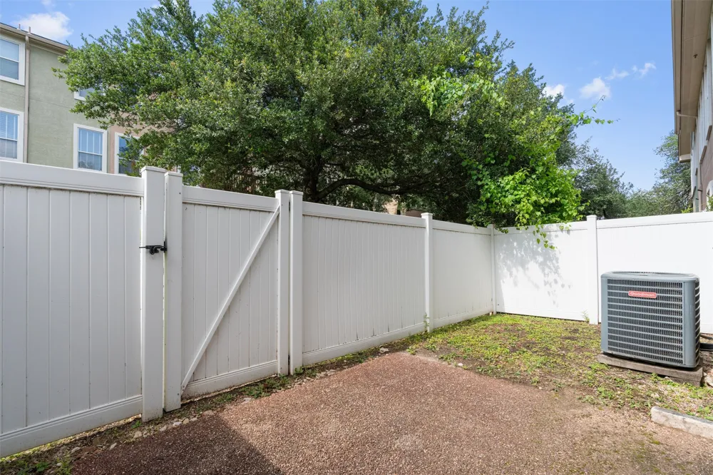 700 Mandarin Flyway #2004 Cedar Park, TX 78613