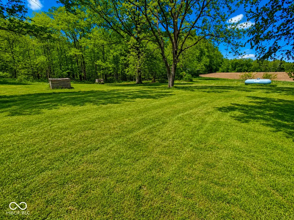 1878 W Lake Hideaway Road Kingman, IN 47952