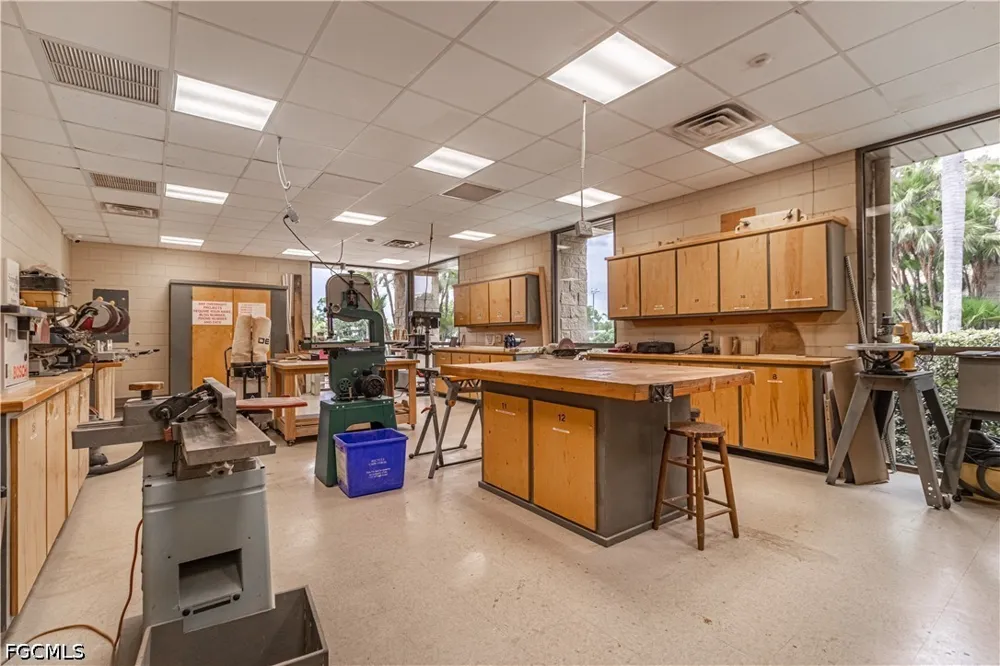Pebble Beach Drive #315 Fort Myers, FL 33907