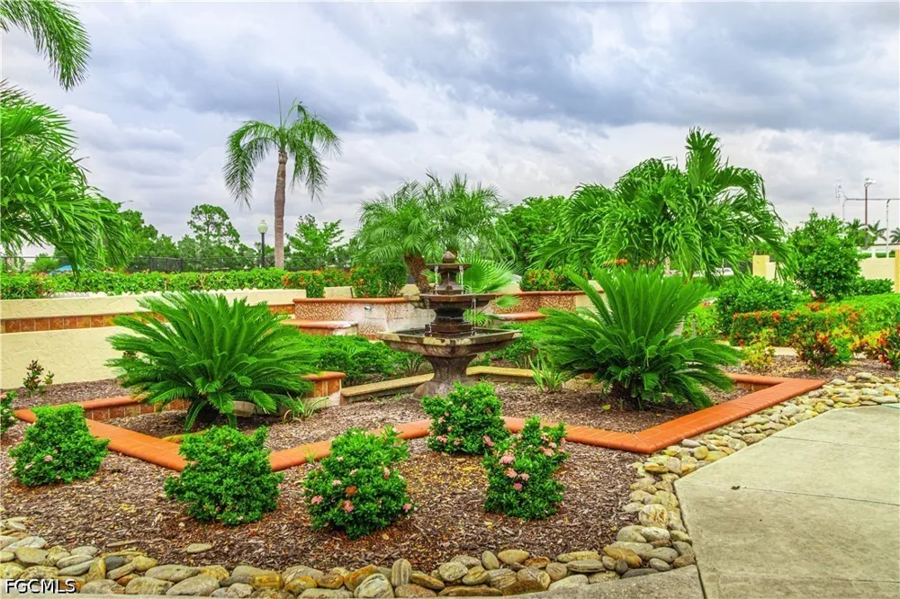 Pebble Beach Drive #315 Fort Myers, FL 33907