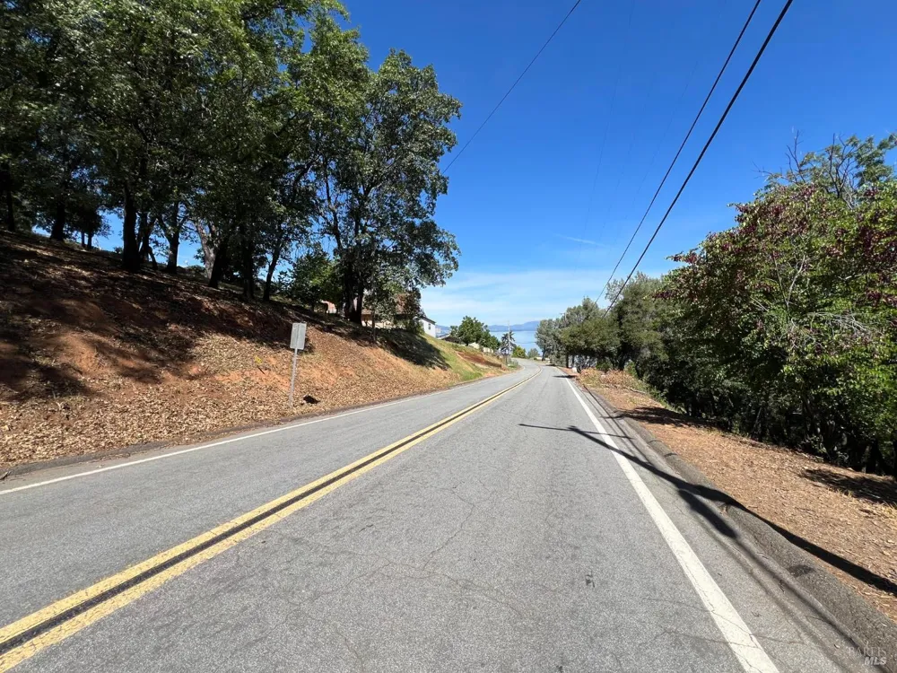 3057 Riviera Heights Drive Kelseyville, CA 95451