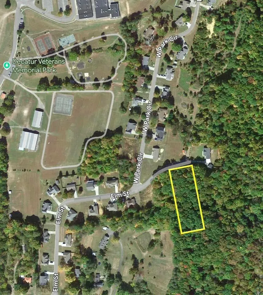 194 Elm Street Decatur, TN 37322