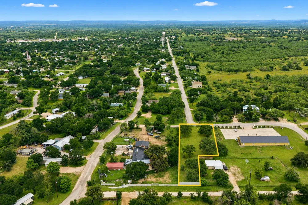 Kingsoak Drive Marble Falls, TX 78654
