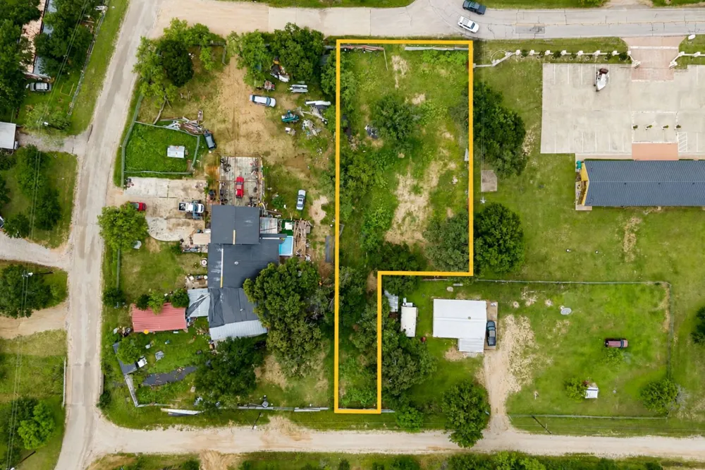 Kingsoak Drive Marble Falls, TX 78654