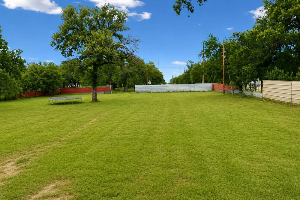 Kingsoak Drive Marble Falls, TX 78654