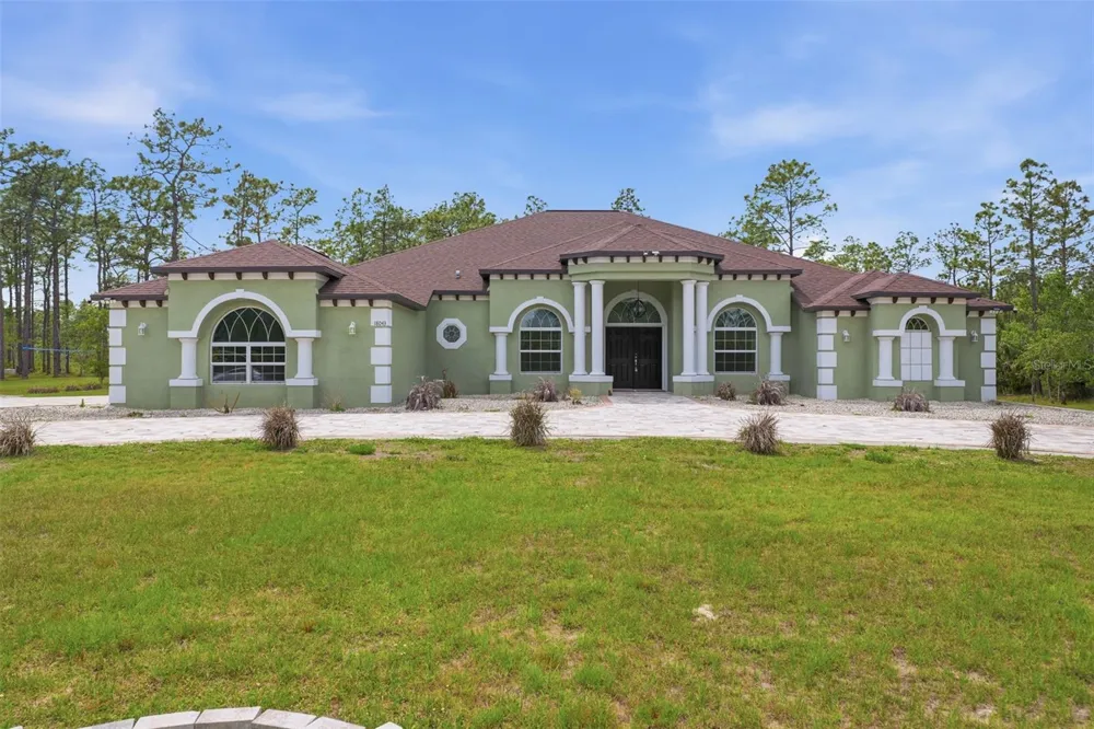 18043 PALMDALE ROAD Weeki Wachee, FL 34614