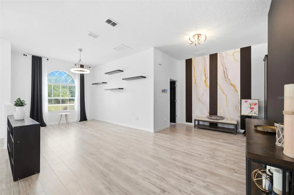 18043 PALMDALE ROAD Weeki Wachee, FL 34614