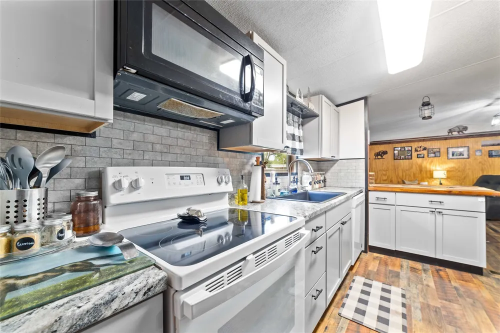 4991 Thunderbird Drive May, TX 76857