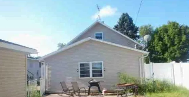 171 3rd Street Casselton, ND 58012