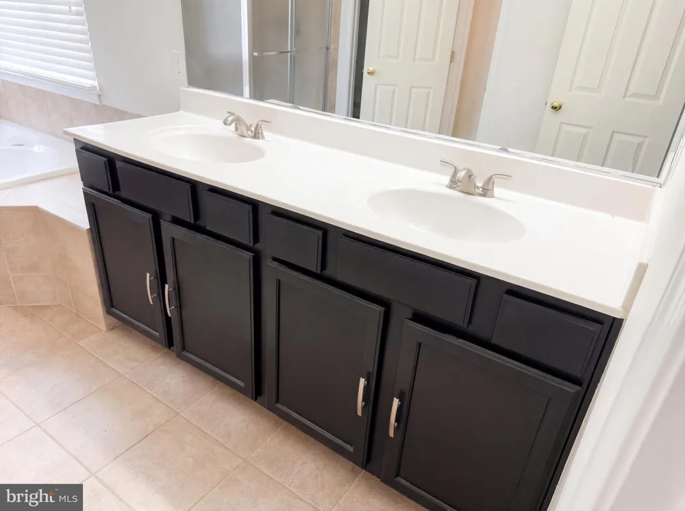 160 ADEN DRIVE Strasburg, VA 22657