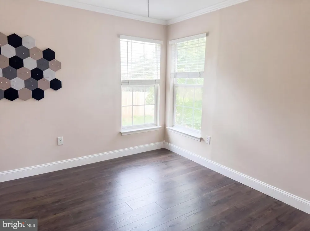 160 ADEN DRIVE Strasburg, VA 22657
