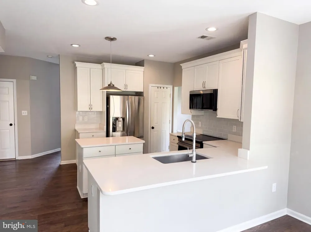160 ADEN DRIVE Strasburg, VA 22657