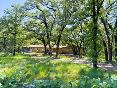 9262 Highway 77