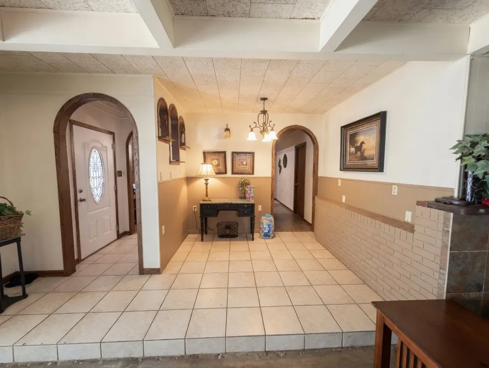 9262 Highway 77 Lexington, TX 78947