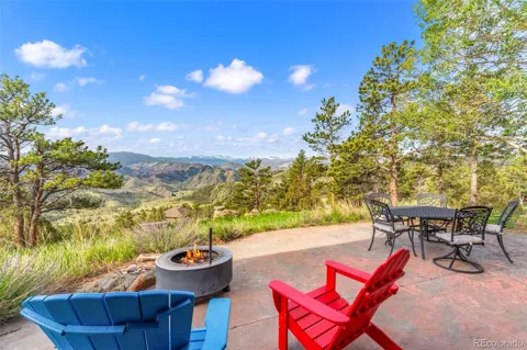 76 Rocky Vista Court