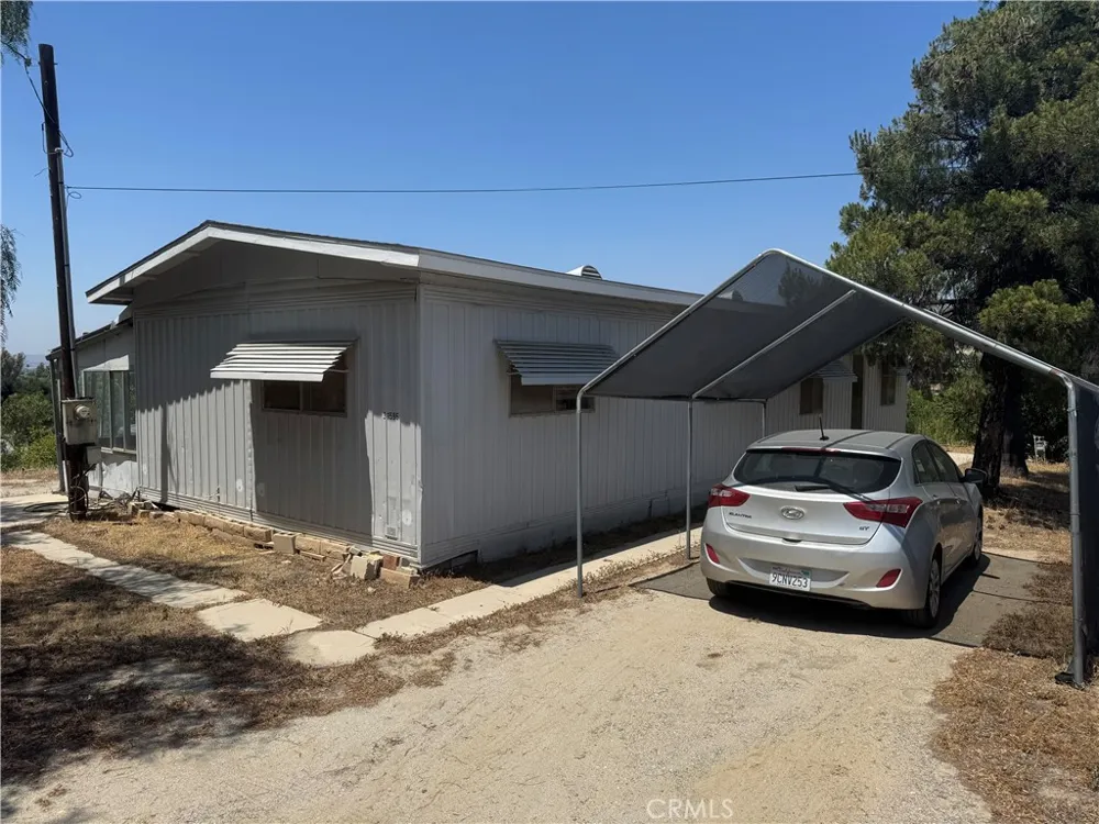 31596 Allen Ave Homeland, CA 92548