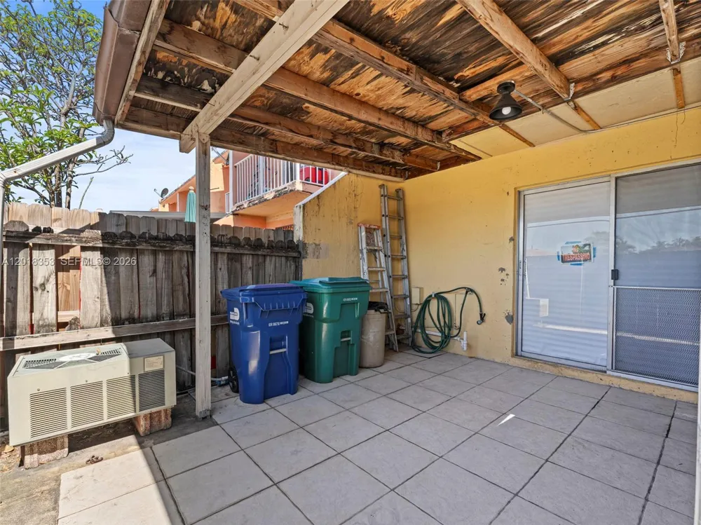 100 SW 110th Ave #142 Sweetwater, FL 33174