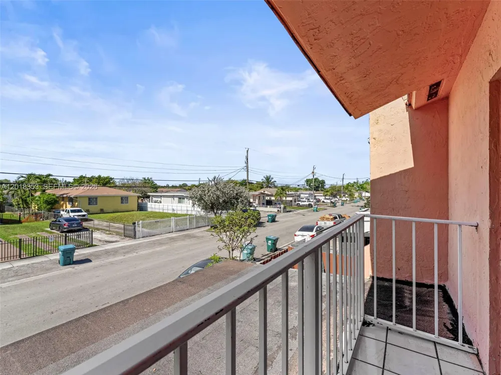 100 SW 110th Ave #142 Sweetwater, FL 33174