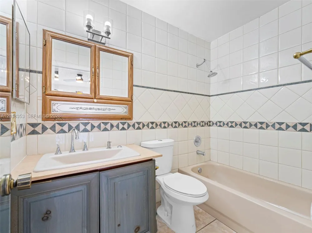100 SW 110th Ave #142 Sweetwater, FL 33174