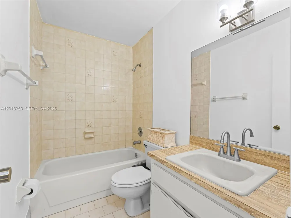 100 SW 110th Ave #142 Sweetwater, FL 33174