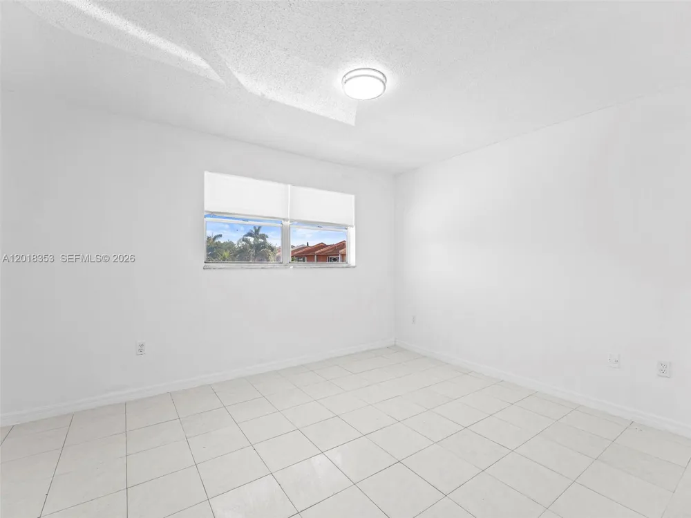 100 SW 110th Ave #142 Sweetwater, FL 33174