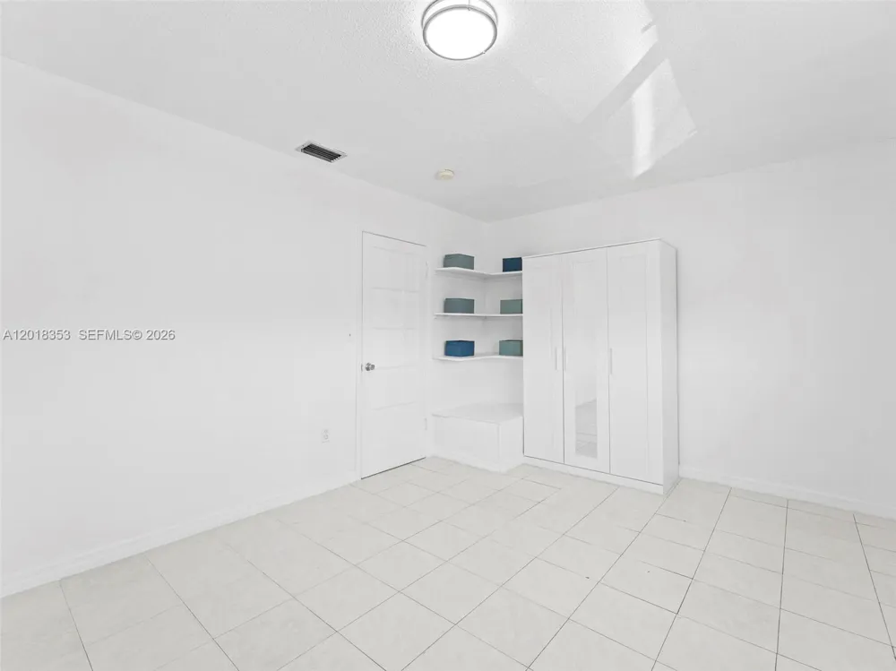 100 SW 110th Ave #142 Sweetwater, FL 33174