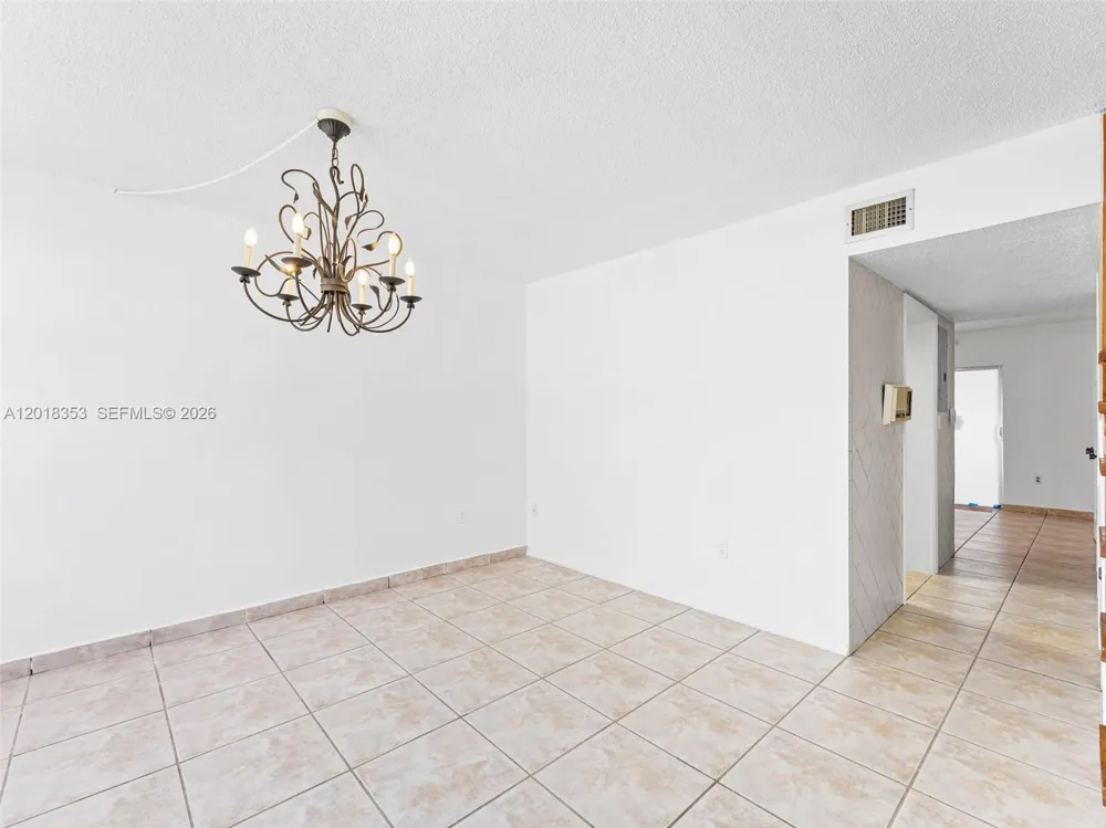 100 SW 110th Ave #142 Sweetwater, FL 33174