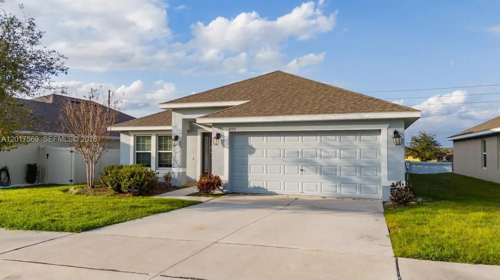 1053 Citrus Landings Blvd #1053 Davenport, FL 33837