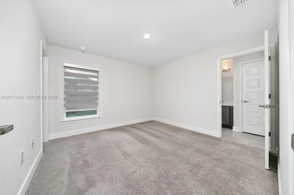 1053 Citrus Landings Blvd #1053 Davenport, FL 33837