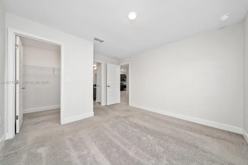 1053 Citrus Landings Blvd #1053 Davenport, FL 33837
