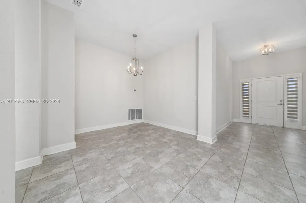 1053 Citrus Landings Blvd #1053 Davenport, FL 33837