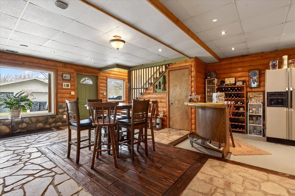 5901 Carmody Road Coloma Charter Township, MI 49038