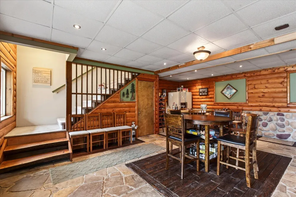 5901 Carmody Road Coloma Charter Township, MI 49038