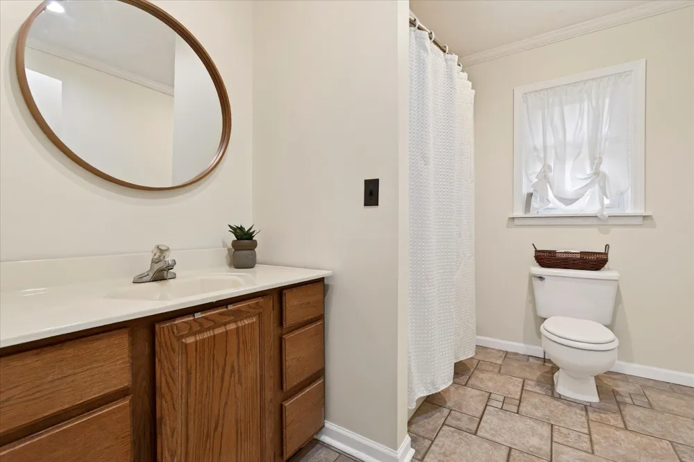 5901 Carmody Road Coloma Charter Township, MI 49038