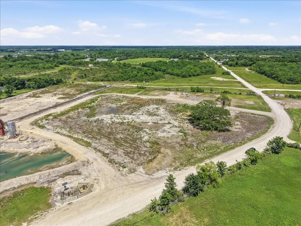 349 Choate Road Alvin, TX 77511