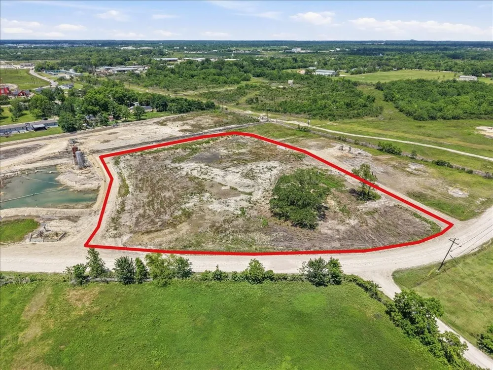 349 Choate Road Alvin, TX 77511