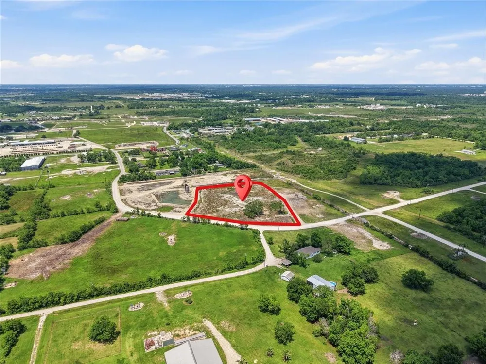 349 Choate Road Alvin, TX 77511