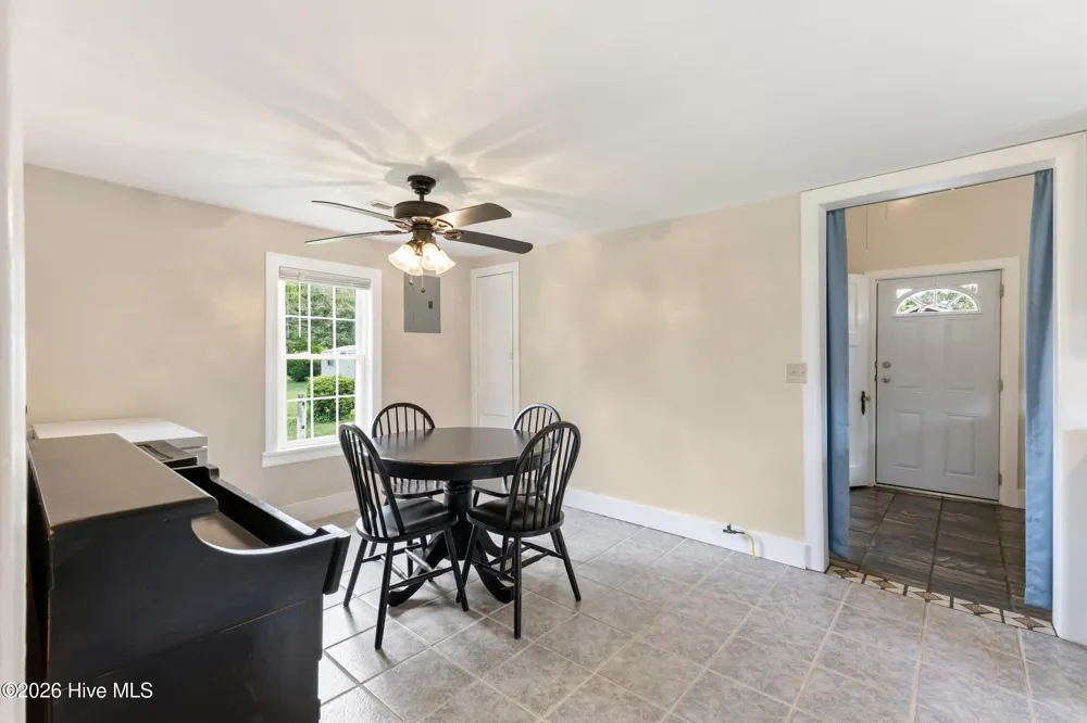 18791 Us Hwy 421 Willard, NC 28478
