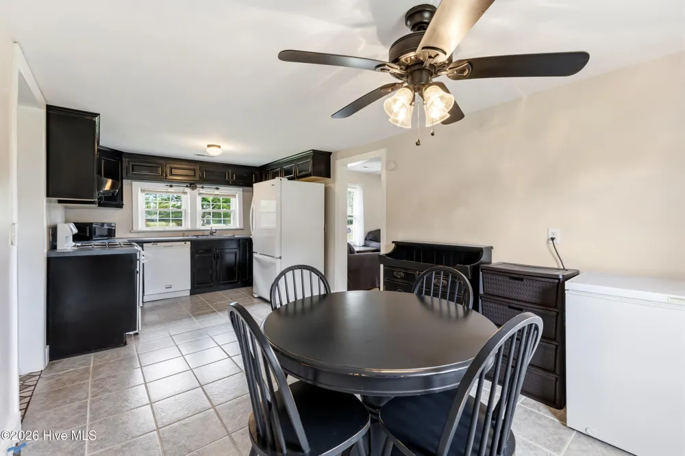 18791 Us Hwy 421 Willard, NC 28478