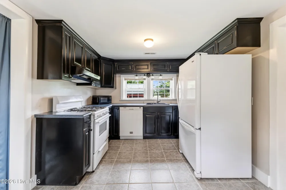 18791 Us Hwy 421 Willard, NC 28478