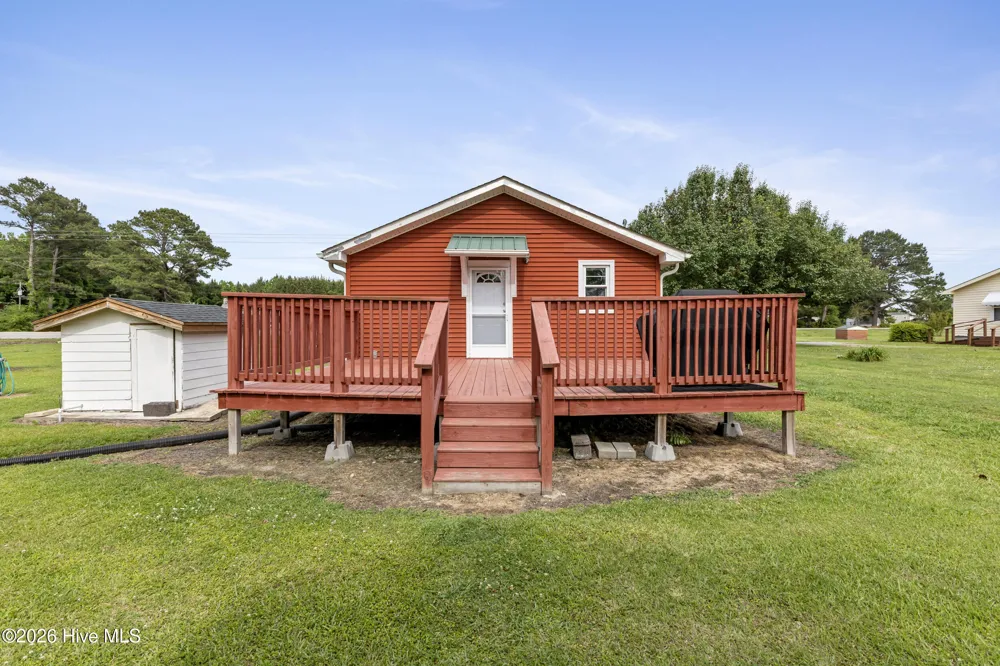 18791 Us Hwy 421 Willard, NC 28478